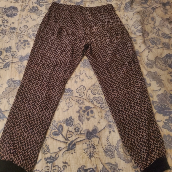 BARNEY'S NEW YORK gaucho pants - Picture 3 of 4